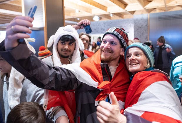 OLYMPICS - Winter Olympic Games, Olympische Spiele, Olympia, OS Milano Cortina 2026 BORMIO,ITALY,16.FEB.26 - OLYMPICS, ALPINE SKIING - Winter Olympic Games Milano Cortina 2026, slalom, men, reception for medalists. Image shows Fabio Gstrein (AUT) and fans.  GEPAxpictures xHaraldxSteiner
