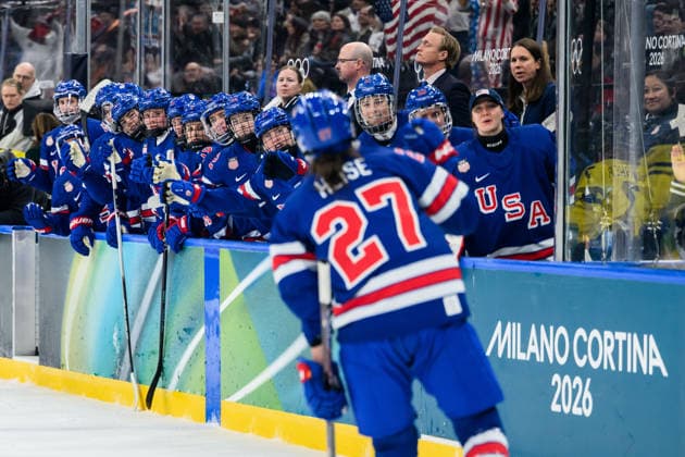 260216 Taylor Heise of USA celebrate the 2-0 goal with the bench in the women s Ice hockey, Eishockey semifinal between USA and Sweden during day 10 of the 2026 Winter Olympics on February 16, 2026 in Milan. Photo: Emma Wallskog BILDBYRAN kod EW EW0638 ishockey ice hockey Olympic Games, Olympische Spiele, Olympia, OS olympics winter olympics os ol olympiska spel vinter-os olympiske leker milano cortina 2026 milan cortina 2026 milano cortina 2026 olympic games milano cortina 2026 winter olympic games milano cortina-os milano cortina-ol vinter-ol 10 bbeng semifinal sverige sweden dam usa jubel *** 260216 Taylor Heise of USA celebrate the 2 0 goal with the bench in the women s ice hockey semifinal between USA and Sweden during day 10 of the 2026 Winter Olympics on February 16, 2026 in Milan Photo Emma Wallskog BILDBYRAN kod EW EW0638 ishockey ice hockey olympic games olympics winter olympics os ol olympiska spel vinter os olympiske leker milano cortina 2026 milan cortina 2026 milano cortina 2026 olympic games milano cortina 2026 winter olympic games milano cortina os milano cortina ol vinter ol 10 bbeng semifinal sverige sweden dam usa jubel  Copyright: EMMAxWALLSKOG BB260216EW034