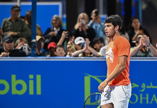 February 16, 2026, Doha, Qatar: Carlos Alcaraz of Spain seen during Day One practice of the ATP, Tennis Herren men™s Qatar Exxon Mobil Open 2026 at the Khalifa International Tennis Complex. Doha Qatar - ZUMAs197 20260216_aaa_s197_139 Copyright: xNoushadxVariyattiyakkalx