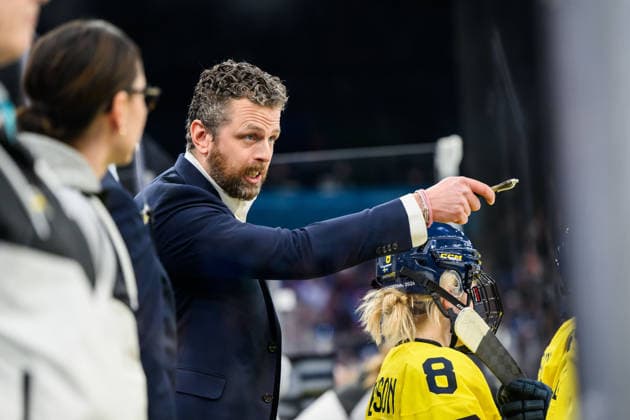 260216 Head coach Ulf Lundberg of Sweden in the women s Ice hockey, Eishockey semifinal between USA and Sweden during day 10 of the 2026 Winter Olympics on February 16, 2026 in Milan. Photo: Carl Sandin BILDBYRAN kod CS EW0638 ishockey ice hockey Olympic Games, Olympische Spiele, Olympia, OS olympics winter olympics os ol olympiska spel vinter-os olympiske leker milano cortina 2026 milan cortina 2026 milano cortina 2026 olympic games milano cortina 2026 winter olympic games milano cortina-os milano cortina-ol vinter-ol 10 bbeng semifinal sverige sweden dam usa *** 260216 Head coach Ulf Lundberg of Sweden in the women s ice hockey semifinal between USA and Sweden during day 10 of the 2026 Winter Olympics on February 16, 2026 in Milan Photo Carl Sandin BILDBYRAN kod CS EW0638 ishockey ice hockey olympic games olympics winter olympics os ol olympiska spel vinter os olympiske leker milano cortina 2026 milan cortina 2026 milano cortina 2026 olympic games milano cortina 2026 winter olympic games milano cortina os milano cortina ol vinter ol 10 bbeng semifinal sverige sweden dam usa  Copyright: CARLxSANDIN BB260216CS090