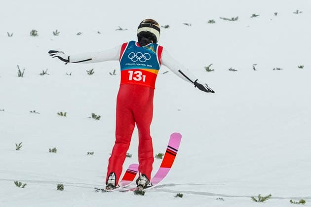 Winter Olympics in Milan Cortina 2026 Val di Fiemme, Italy 20260216. Johann Andre Forfang in the men s Super team jump large hill in the Predazzo Ski jumping, Skispringen, Ski, nordisch Stadium during the Winter Olympics in Milan Cortina 2026. Photo: Lise Aserud NTB Val di Fiemme Italy EDITORIAL USE ONLY. RESTRICTED USE FOR BETTING COMPANIES Ref:_SPOOGzghPBnKO4.jpg *** Winter Olympics in Milan Cortina 2026 Val di Fiemme, Italy 20260216 Johann Andre Forfang in the men s Super team jump large hill in the Predazzo Ski jumping Stadium during the Winter Olympics in Milan Cortina 2026 Photo Lise Aserud NTB Val di Fiemme Italy EDITORIAL USE ONLY RESTRICTED USE FOR BETTING COMPANIES  Copyright: xLisexAserudxx xNTBx