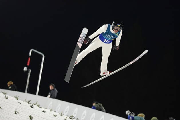 Predazzo, Italien 16. Februar 2026: Skispringen Super Team Männer - Olympia 2026 Im Bild: Vitaliy KALINICHENKO (UKR) Ski jumping, Skispringen, Ski, nordisch Stadium *** Predazzo, Italy February 16, 2026 Ski Jumping Super Team Men Olympic Games 2026 In the picture Vitaliy KALINICHENKO UKR Ski Jumping Stadium Copyright: xFotostandx xHettichx