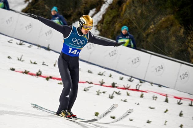 Philipp Raimund of Germany competes during Ski jumping, Skispringen, Ski, nordisch Men s Super Team at the Predazzo Skijump Stadium during the Milano Cortina Winter Olympics on February 16, 2026. - MARKKU ULANDER Predazzo Italy lIC_brq3wsQ  Copyright: xMarkkuxUlanderx lIC_brq3wsQ