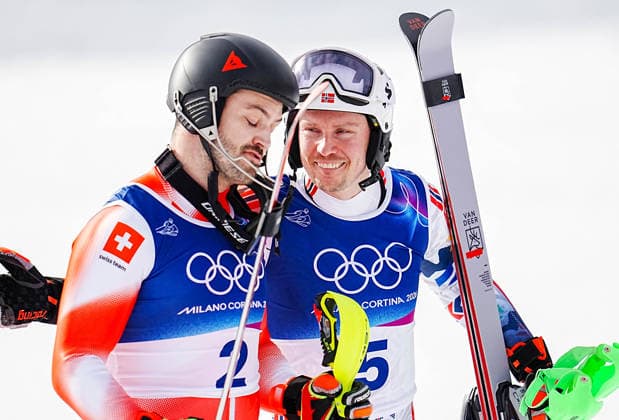 (260216) -- BORMIO, Feb. 16, 2026 -- Loic Meillard (L) of Switzerland celebrates with Henrik Kristoffersen of Norway after the alpine skiing men s slalom event at the Milan-Cortina 2026 Olympic Winter games, Winterspiele,Spiele, Summer games in Bormio, Italy, Feb. 16, 2026. ) (MICO2026)ITALY-BORMIO-OLYMPIC WINTER GAMES-ALPINE SKIING-MEN S SLALOM YanxLinyun 
