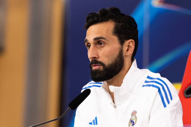 SL Benfica v Real Madrid - UEFA Champions League 2025 26 LISBON, PORTUGAL - FEBRUARY 16: Alvaro Arbeloa head coach of Real Madrid, speaks to the media in press conference, PK, Pressekonferenz ahead the UEFA Champions League 2025 26 match between SL Benfica and Real Madrid C.F. at Estadio do SL Benfica on February 16, 2026 in Lisbon, Portugal. Lisboa Estadio Da Luz Portugal Copyright: xDavidexPuglisix