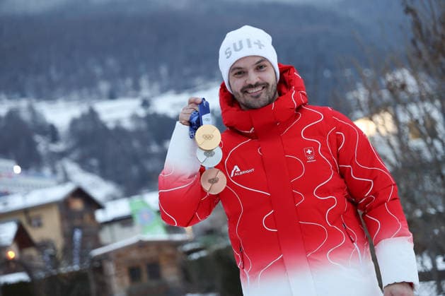 Milano Cortina 2026 - XXV Olympic Winter games, Winterspiele,Spiele, Summer games Bormio - Italy 16 February,2026 Alpine skiing - Men s Slalom Image Show: Gold Medal - Silver - Bronze MEILLARD Loic (SUI)  Copyright: xSergioxBisi IPAxSportx xipa-agency.netx xx IPA_71615689 IPA_Agency_IPA71615689