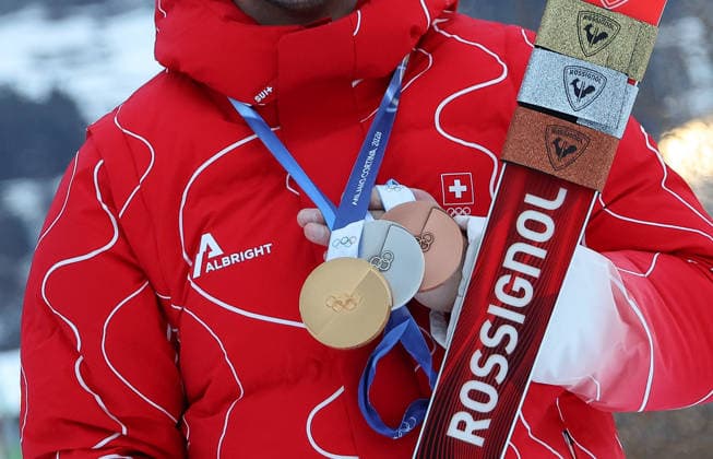 Milano Cortina 2026 - XXV Olympic Winter games, Winterspiele,Spiele, Summer games Bormio - Italy 16 February,2026 Alpine skiing - Men s Slalom Image Show: Gold Medal - Silver - Bronze MEILLARD Loic (SUI)  Copyright: xSergioxBisi IPAxSportx xipa-agency.netx xx IPA_71615709 IPA_Agency_IPA71615709