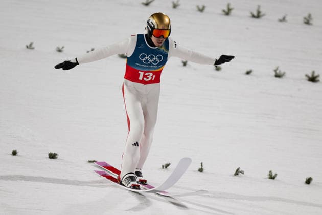 OLYMPICS - Winter Olympic Games, Olympische Spiele, Olympia, OS Milano Cortina 2026 PREDAZZO,ITALY,16.FEB.26 - OLYMPICS, Ski jumping, Skispringen, Ski, nordisch - Winter Olympic Games Milano Cortina 2026, large hill, Super Team, men. Image shows Johann Andre Forfang (NOR).  GEPAxpictures xOliverxLerch