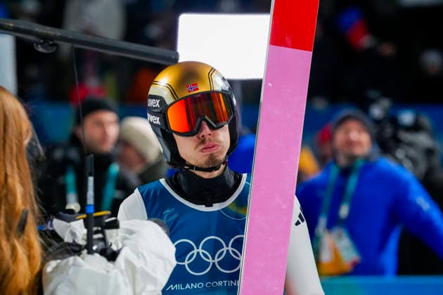 Winter Olympics in Milan Cortina 2026 Val di Fiemme, Italy 20260216. Johann Andre Forfang in the men s Super team jump large hill in the Predazzo Ski jumping, Skispringen, Ski, nordisch Stadium during the Winter Olympics in Milan Cortina 2026. Photo: Lise Aserud NTB Val di Fiemme Italy EDITORIAL USE ONLY. RESTRICTED USE FOR BETTING COMPANIES Ref:_SPOjTW1Cm4ZU-E.jpg *** Winter Olympics in Milan Cortina 2026 Val di Fiemme, Italy 20260216 Johann Andre Forfang in the men s Super team jump large hill in the Predazzo Ski jumping Stadium during the Winter Olympics in Milan Cortina 2026 Photo Lise Aserud NTB Val di Fiemme Italy EDITORIAL USE ONLY RESTRICTED USE FOR BETTING COMPANIES  Copyright: xLisexAserudxx xNTBx
