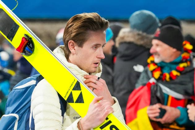 Winter Olympics in Milan Cortina 2026 Val di Fiemme, Italy 20260216. Kristoffer Eriksen Sundal during the Men s Super Team Jump Large Hill in the Predazzo Ski jumping, Skispringen, Ski, nordisch Stadium during the Winter Olympics in Milan Cortina 2026. Photo: Lise Aserud NTB Val di Fiemme Italy EDITORIAL USE ONLY. RESTRICTED USE FOR BETTING COMPANIES Ref:_SPOqwPHhsWefqg.jpg *** Winter Olympics in Milan Cortina 2026 Val di Fiemme, Italy 20260216 Kristoffer Eriksen Sundal during the Men s Super Team Jump Large Hill in the Predazzo Ski Jumping Stadium during the Winter Olympics in Milan Cortina 2026 Photo Lise Aserud NTB Val di Fiemme Italy EDITORIAL USE ONLY RESTRICTED USE FOR BETTING COMPANIES  Copyright: xLisexAserudxx xNTBx