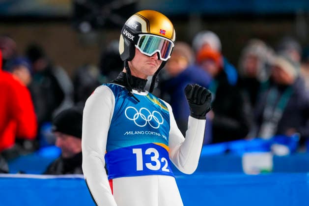 Winter Olympics in Milan Cortina 2026 Val di Fiemme, Italy 20260216. Kristoffer Eriksen Sundal during the Men s Super Team Jump Large Hill in the Predazzo Ski jumping, Skispringen, Ski, nordisch Stadium during the Winter Olympics in Milan Cortina 2026. Photo: Lise Aserud NTB Val di Fiemme Italy EDITORIAL USE ONLY. RESTRICTED USE FOR BETTING COMPANIES Ref:_SPO_BKnKOSrwXs.jpg *** Winter Olympics in Milan Cortina 2026 Val di Fiemme, Italy 20260216 Kristoffer Eriksen Sundal during the Men s Super Team Jump Large Hill in the Predazzo Ski Jumping Stadium during the Winter Olympics in Milan Cortina 2026 Photo Lise Aserud NTB Val di Fiemme Italy EDITORIAL USE ONLY RESTRICTED USE FOR BETTING COMPANIES  Copyright: xLisexAserudxx xNTBx