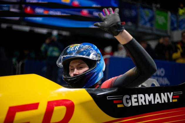 NOLTE Laura (Deutschland) freut sich im Ziel ueber einen guten Lauf, ITA, Olympische Spiele Milano Cortina 2026, Olympia, Monobob Frauen, 16.02.2026 ITA, Olympische Spiele Milano Cortina 2026, Olympia, Monobob Frauen, 16.02.2026 Cortina d Ampezzo *** NOLTE Laura Germany is happy about a good run at the finish, ITA, Olympic Games Milano Cortina 2026, Olympia, Monobob Women, 16 02 2026 ITA, Olympic Games Milano Cortina 2026, Olympia, Monobob Women, 16 02 2026 Cortina d Ampezzo Copyright: xEibner-Pressefoto Memmlerx EP_MMR
