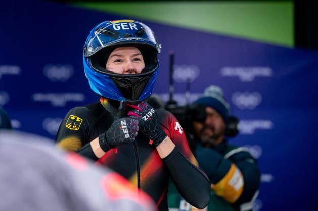 NOLTE Laura (Deutschland) freut sich im Ziel ueber einen guten Lauf, ITA, Olympische Spiele Milano Cortina 2026, Olympia, Monobob Frauen, 16.02.2026 ITA, Olympische Spiele Milano Cortina 2026, Olympia, Monobob Frauen, 16.02.2026 Cortina d Ampezzo *** NOLTE Laura Germany is happy about a good run at the finish, ITA, Olympic Games Milano Cortina 2026, Olympia, Monobob Women, 16 02 2026 ITA, Olympic Games Milano Cortina 2026, Olympia, Monobob Women, 16 02 2026 Cortina d Ampezzo Copyright: xEibner-Pressefoto Memmlerx EP_MMR