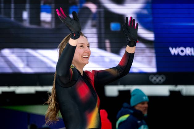 NOLTE Laura (Deutschland) freut sich im Ziel ueber einen guten Lauf, ITA, Olympische Spiele Milano Cortina 2026, Olympia, Monobob Frauen, 16.02.2026 ITA, Olympische Spiele Milano Cortina 2026, Olympia, Monobob Frauen, 16.02.2026 Cortina d Ampezzo *** NOLTE Laura Germany is happy about a good run at the finish, ITA, Olympic Games Milano Cortina 2026, Olympia, Monobob Women, 16 02 2026 ITA, Olympic Games Milano Cortina 2026, Olympia, Monobob Women, 16 02 2026 Cortina d Ampezzo Copyright: xEibner-Pressefoto Memmlerx EP_MMR
