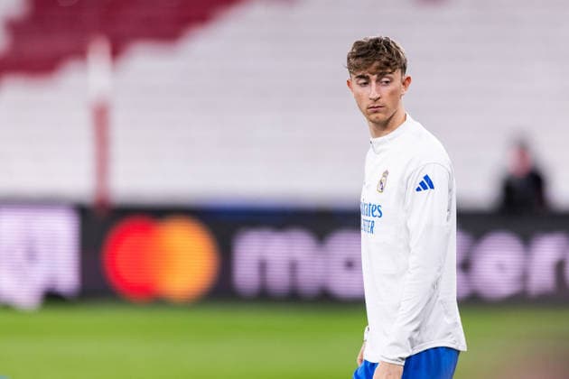 February 16, 2026, Lisbon, Lisbon, Portugal: Dean Huijsen of Real Madrid C.F. during the training session prior to the UEFA Champions League 2025 2026 game between SL Benfica and Real Madrid C.F. at Estadio da Luz on February 16, 2026 in Lisbon, Portugal. Lisbon Portugal - ZUMAg283 20260216_zsp_g283_167 Copyright: xJoaoxGregoriox