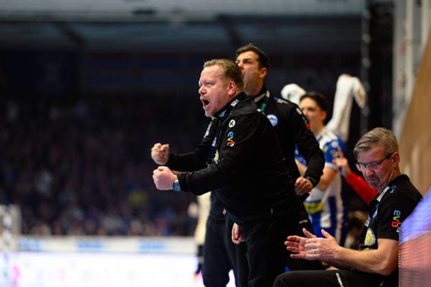 Rene Witte (Geschaeftsfuehrer, ThSV Eisenach), Jubel nach Block von Tillman Leu (ThSV Eisenach, 99) GER, ThSV Eisenach gegen Bergischer HC, 1. Daikin Handballbundesliga, Handball, 21.Spieltag, Saison 2025 2026, 16.02.2026 GER, ThSV Eisenach gegen Bergischer HC, 1. Daikin Handballbundesliga, Handball, 21.Spieltag, Saison 2025 2026, 16.02.2026 Eisenach Copyright: xEibner-Pressefoto MartinxHerbstx EP_MHT
