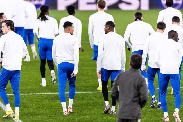 February 16, 2026, Lisbon, Lisbon, Portugal: Trent Alexander-Arnold and David Alaba of Real Madrid C.F. during the training session prior to the UEFA Champions League 2025 2026 game between SL Benfica and Real Madrid C.F. at Estadio da Luz on February 16, 2026 in Lisbon, Portugal. Lisbon Portugal - ZUMAg283 20260216_zsp_g283_188 Copyright: xJoaoxGregoriox