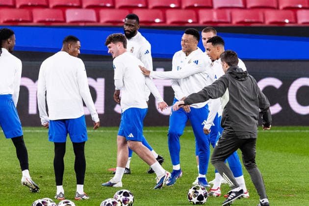 February 16, 2026, Lisbon, Lisbon, Portugal: Kylian Mbappe of Real Madrid C.F. during the training session prior to the UEFA Champions League 2025 2026 game between SL Benfica and Real Madrid C.F. at Estadio da Luz on February 16, 2026 in Lisbon, Portugal. Lisbon Portugal - ZUMAg283 20260216_zsp_g283_202 Copyright: xJoaoxGregoriox