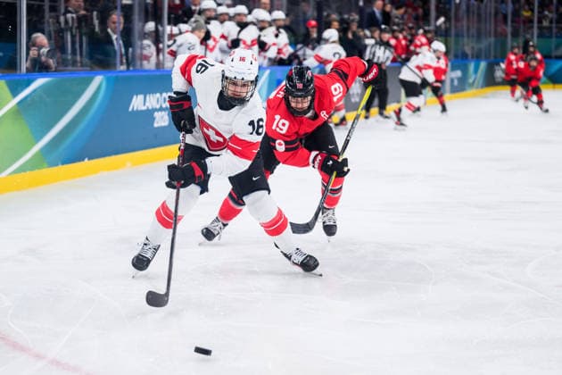260216 Nicole Vallario of Switzerland and Brianne Jenner of Canada in the women s Ice hockey, Eishockey semifinal between Canada and Switzerland during day 10 of the 2026 Winter Olympics on February 16, 2026 in Milan. Photo: Emma Wallskog BILDBYRAN kod EW EW0639 ishockey ice hockey Olympic Games, Olympische Spiele, Olympia, OS olympics winter olympics os ol olympiska spel vinter-os olympiske leker milano cortina 2026 milan cortina 2026 milano cortina 2026 olympic games milano cortina 2026 winter olympic games milano cortina-os milano cortina-ol vinter-ol 10 bbeng kanada canada schweiz switzerland dam semifinal *** 260216 Nicole Vallario of Switzerland and Brianne Jenner of Canada in the women s ice hockey semifinal between Canada and Switzerland during day 10 of the 2026 Winter Olympics on February 16, 2026 in Milan Photo Emma Wallskog BILDBYRAN kod EW EW0639 ishockey ice hockey olympic games olympics winter olympics os ol olympiska spel vinter os olympiske leker milano cortina 2026 milan cortina 2026 milano cortina 2026 olympic games milano cortina 2026 winter olympic games milano cortina os milano cortina ol vinter ol 10 bbeng kanada canada schweiz switzerland dam semifinal  Copyright: EMMAxWALLSKOG BB260216EW085