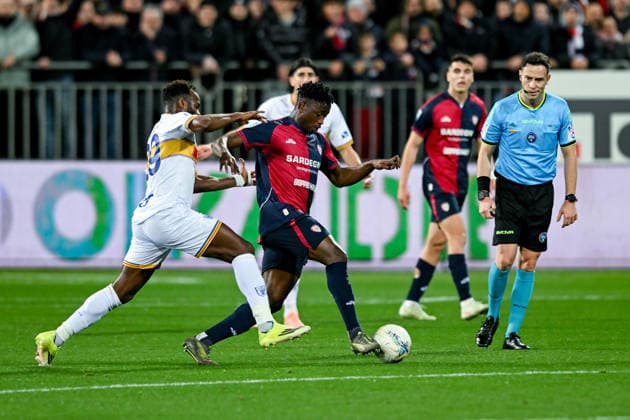Cagliari s Ibrahim Sulemana Kakari in action during the Serie A soccer match between Cagliari Calcio and Lecce at the Unipol Domus in Cagliari, Sardinia - Monday, 16th February 2026. - Soccer  Copyright: x Â®xGianlucaxZuddas LaPressex