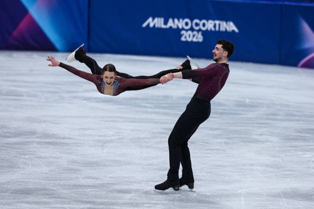 GIOCHI OLIMPICI - Olimpiadi Invernali Milano-Cortina 2026 - Figure skating, Eiskunstlauf - Pair Skating Annika Hocke Robert Kunkel (GER) during the Olympic Winter games, Winterspiele,Spiele, Summer games Milano-Cortina 2026, Pair Skating on February 16, 2026 at Milano Ice Skating Arena in Milan, Italy Cortina D Ampezzo Italy  Copyright: xIPAxSport ABACAx