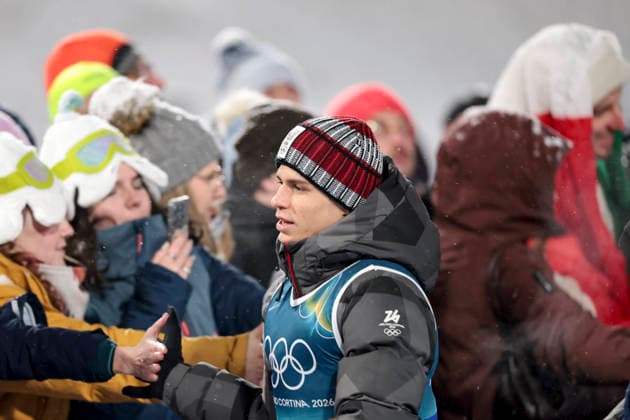 OLYMPICS - Winter Olympic Games, Olympische Spiele, Olympia, OS Milano Cortina 2026 PREDAZZO,ITALY,16.FEB.26 - OLYMPICS, Ski jumping, Skispringen, Ski, nordisch - Winter Olympic Games Milano Cortina 2026, large hill, Super Team, men, medal ceremony. Image shows Stephan Embacher (AUT).  GEPAxpictures xMatthiasxTrinkl