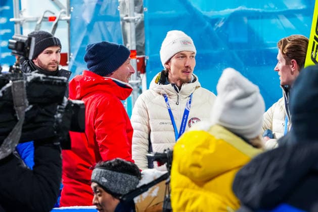 Winter Olympics in Milan Cortina 2026 Val di Fiemme, Italy 20260216. Kristoffer Eriksen Sundal during the Men s Super Team Jump Large Hill in the Predazzo Ski jumping, Skispringen, Ski, nordisch Stadium during the Winter Olympics in Milan Cortina 2026. Photo: Lise Aserud NTB Val di Fiemme Italy EDITORIAL USE ONLY. RESTRICTED USE FOR BETTING COMPANIES Ref:_SPOeKa76xN8F5Y.jpg *** Winter Olympics in Milan Cortina 2026 Val di Fiemme, Italy 20260216 Kristoffer Eriksen Sundal during the Men s Super Team Jump Large Hill in the Predazzo Ski Jumping Stadium during the Winter Olympics in Milan Cortina 2026 Photo Lise Aserud NTB Val di Fiemme Italy EDITORIAL USE ONLY RESTRICTED USE FOR BETTING COMPANIES  Copyright: xLisexAserudxx xNTBx