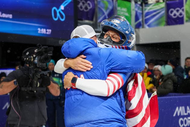 Olympische Winterspiele Milano Cortina 2026 Bob Monobob Frauen am 16.02.2026 im Cortina Sliding Centre in Cortina d™Ampezzo Elana Meyers Taylor ( USA ) gewinnt die Gold Medaille *** Olympic Winter Games Milano Cortina 2026 Bobsleigh Monobob Women on 16 02 2026 at the Cortina Sliding Center in Cortina d™Ampezzo Elana Meyers Taylor USA wins the gold medal xMSx