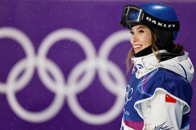 (260216) -- LIVIGNO, Feb. 16, 2026 -- Gu Ailing of China waits for her score during the freestyle skiing women s freeski big air final at the Milan-Cortina 2026 Olympic Winter games, Winterspiele,Spiele, Summer games in Livigno, Italy, Feb. 16, 2026. ) (MICO2026)ITALY-LIVIGNO-OLYMPIC WINTER GAMES-FREESTYLE SKIING-WOMEN S BIG AIR-FINAL WangxPeng 
