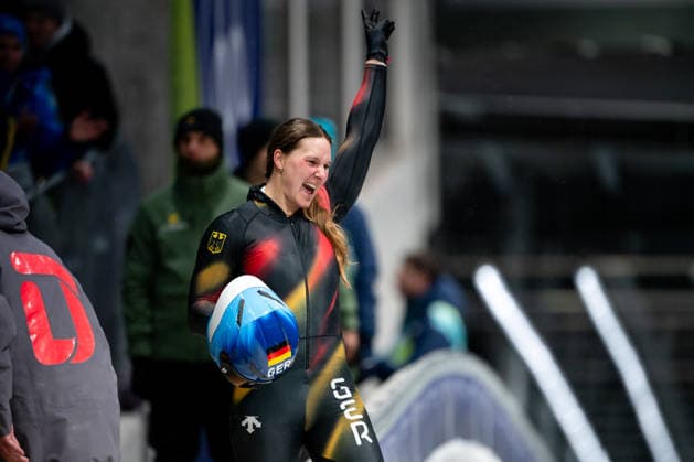 BUCKWITZ Lisa (Deutschland) im Ziel, ITA, Olympische Spiele Milano Cortina 2026, Olympia, Monobob Frauen, 16.02.2026 ITA, Olympische Spiele Milano Cortina 2026, Olympia, Monobob Frauen, 16.02.2026 Cortina d Ampezzo *** BUCKWITZ Lisa Germany at the finish, ITA, Olympic Games Milano Cortina 2026, Olympia, Monobob Women, 16 02 2026 ITA, Olympic Games Milano Cortina 2026, Olympia, Monobob Women, 16 02 2026 Cortina d Ampezzo Copyright: xEibner-Pressefoto Memmlerx EP_MMR