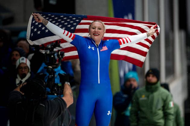 ARMBRUSTER HUMPHRIES Kaillie (USA) jubelt im Ziel ueber die sichere Medaille, ITA, Olympische Spiele Milano Cortina 2026, Olympia, Monobob Frauen, 16.02.2026 ITA, Olympische Spiele Milano Cortina 2026, Olympia, Monobob Frauen, 16.02.2026 Cortina d Ampezzo *** ARMBRUSTER HUMPHRIES Kaillie USA cheers at the finish line to secure a medal, ITA, Olympic Games Milano Cortina 2026, Olympia, Monobob Women, 16 02 2026 ITA, Olympic Games Milano Cortina 2026, Olympia, Monobob Women, 16 02 2026 Cortina d Ampezzo Copyright: xEibner-Pressefoto Memmlerx EP_MMR