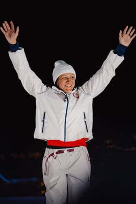 OLYMPICS - Winter Olympic Games, Olympische Spiele, Olympia, OS Milano Cortina 2026 CORTINA D AMPEZZO,ITALY,16.FEB.26 - OLYMPICS, BOBSLEIGH - Winter Olympic Games Milano Cortina 2026, monobob, women. Image shows the rejoicing of Elana Meyers Taylor (USA). Keywords: medal  GEPAxpictures xAlexanderxSolc