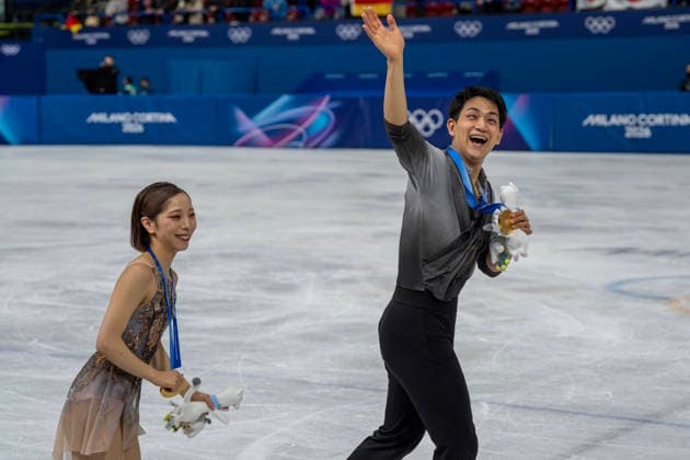 February 16, 2026, Milan, Lombardy, Italy: Riku Miura (12-1) and Ryuichi Kihara (12-2) of Japan win the gold metal for the Figure skating, Eiskunstlauf Pair Skating Free Skating Finals at the Milano Ice Skating Arena during the 2026 Milano Cortina Winter Olympics in Milan, Italy. Olympics 2026: Milano Cortina: Figure Skating Pair Skating Free Skating Finals  - ZUMAa161 20260216_oly_a161_165 Copyright: xWalterxG.xArcex