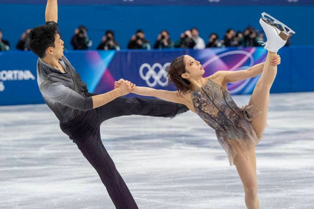 February 16, 2026, Milan, Lombardy, Italy: Riku Miura (12-1) and Ryuichi Kihara (12-2) of Japan perform during the Figure skating, Eiskunstlauf Pair Skating Free Skating Finals at the Milano Ice Skating Arena during the 2026 Milano Cortina Winter Olympics in Milan, Italy. Miura and Kihara go on to win the gold medal. Milan Italy - ZUMAa161 20260216_oly_a161_188 Copyright: xWalterxG.xArcex
