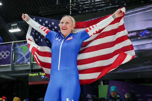 GIOCHI OLIMPICI - Olimpiadi Invernali Milano-Cortina 2026 - Bobsleigh Women s Kaillie Armbruster Humphries from United State, celebrates his bronze medal during the Olympic Winter games, Winterspiele,Spiele, Summer games Milano-Cortina 2026, Bobsleigh Women s Monobob, Gold Medal race on February 16, 2026 at Cortina Sliding Center in Cortina d Ampezzo, Italy. Cortina D Ampezzo Italy  Copyright: xIPAxSport ABACAx
