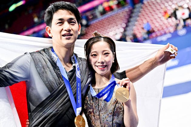 Pair Awards, Riku MIURA & Ryuichi KIHARA (JPN) first place, during Victory Ceremony, at the Olympic Winter games, Winterspiele,Spiele, Summer games Milano Cortina 2026, at Milano Ice Skating Arena, on February 16, 2026 in Milan, Italy. Noxthirdxpartyxsales  aflo_320167074