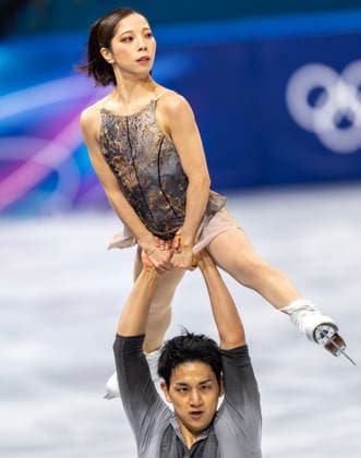 February 17, 2026, Milan, Lombardy, Italy: JapanÃ¢â‚¬â ¢s Riku Miura and Ryuichi Kihara bring the Gold Medal home as they compete in pairs Figure skating, Eiskunstlauf medal round at this Milano Cortina 2026 Olympics. Milan Italy - ZUMAa35_ 20260217_oly_a35_006 Copyright: xDanielxA.xAndersonx