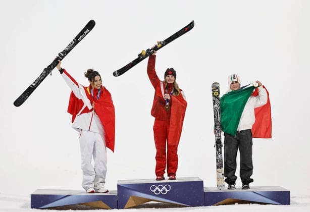 260216 -- LIVIGNO, Feb. 16, 2026 -- Gold medalist Megan Oldham C of Canada, silver medalist Gu Ailing L of China and bronze medalist Flora Tabanelli of Italy pose for photos during the awarding ceremony of the freestyle skiing women s freeski big air event at the Milan-Cortina 2026 Olympic Winter games, Winterspiele,Spiele, Summer games in Livigno, Italy, Feb. 16, 2026. MICO2026ITALY-LIVIGNO-OLYMPIC WINTER GAMES-FREESTYLE SKIING-WOMEN S BIG AIR-FINAL WangxPeng  (MICO2026)ITALY-LIVIGNO-OLYMPIC WINTER GAMES-FREESTYLE SKIING-WOMEN S BIG AIR-FINAL IMAGO WangxPeng  imago images 0847782550