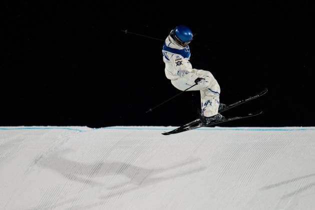 Winter Olympics - Women s freestyle Skiing Big Air - Livigno Ailing Eileen Gu of China competes during the Women s Freestyle Skiing Big Air Final on day ten of the Milano Cortina 2026 Winter Olympic Games, Olympische Spiele, Olympia, OS at Snow Park of Livigno on February 15, 2026 in Bormio, Italy. Photo by Laurent Zabulon ABACAPRESS.COM Livigno Italy  Copyright: xZabulonxLaurent ABACAx