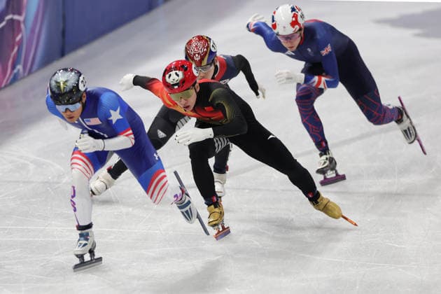 MILAN, ITALY - FEBRUARY 16: Lin Xiaojun (R2) of Team China competes in heats of the Short Track Speed skating, Eisschnelllauf Men s 500m on day ten of the Milano Cortina 2026 Winter Olympic Games, Olympische Spiele, Olympia, OS at Milano Ice Skating Arena on February 16, 2026 in Milan, Italy.  Copyright: xChinaxNewsxServicex 111621837709