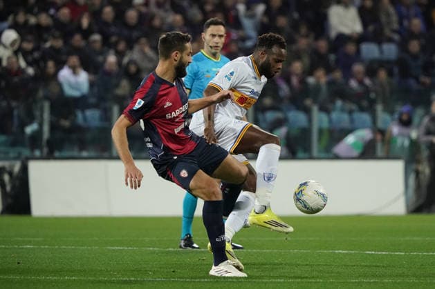 Cagliari Calcio v US Lecce - Serie A Leonardo Pavoletti ( 30 Cagliari Calcio) plays during the Serie A TIM match between Cagliari Calcio and US Lecce in Italy on February 15, 2026. Cagliari Italy  Copyright: xAlessandroxToccox originalFilename:alessandro-cagliari260216_np0Jl.jpg