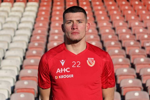 22 Mladen Cvjetinovic (Energie Cottbus) Fussball 3. Liga 2025 2026 FC Energie Cottbus Porträt Porträttermin Vorstellung xptt