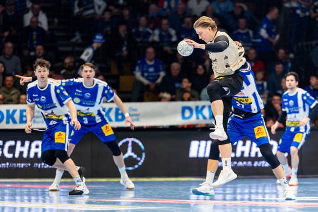 16.02.206, GER, Handball, Maenner, Saison 25 26, Daikin 1.Bl, 21.Spieltag, ThSV Eisenach - Bergischer HC Kim Voss-Fels (Bergischer HC) 99817 Eisenach Werner-Assmann-Halle Am Sportp Thueringen Deutschland