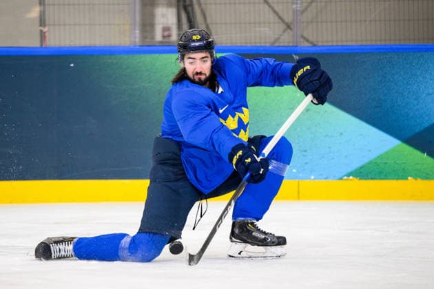 260217 Mika Zibanejad of Sweden at an Ice hockey, Eishockey practice session during day 11 of the 2026 Winter Olympics on February 17, 2026 in Milan. Photo: Carl Sandin BILDBYRAN kod CS CS0884 ishockey ice hockey Olympic Games, Olympische Spiele, Olympia, OS olympics winter olympics os ol olympiska spel vinter-os olympiske leker milano cortina 2026 milan cortina 2026 milano cortina 2026 olympic games milano cortina 2026 winter olympic games milano cortina-os milano cortina-ol vinter-ol 11 bbeng sverige sweden *** 260217 Mika Zibanejad of Sweden at an ice hockey practice session during day 11 of the 2026 Winter Olympics on February 17, 2026 in Milan Photo Carl Sandin BILDBYRAN code CS CS0884 ice hockey olympic games olympics winter olympics os ol olympiska spel vinter os olympiske leker milano cortina 2026 milan cortina 2026 milano cortina 2026 olympic games milano cortina 2026 winter olympic games milano cortina os milano cortina ol vinter ol 11 bbeng sverige sweden  Copyright: CARLxSANDIN BB260217CS020