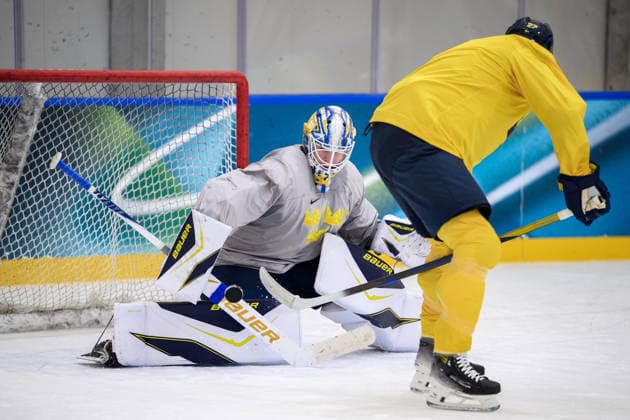260217 Goaltender Jesper Wallstedt and Hampus Lindholm of Sweden at an Ice hockey, Eishockey practice session during day 11 of the 2026 Winter Olympics on February 17, 2026 in Milan. Photo: Carl Sandin BILDBYRAN kod CS CS0884 ishockey ice hockey Olympic Games, Olympische Spiele, Olympia, OS olympics winter olympics os ol olympiska spel vinter-os olympiske leker milano cortina 2026 milan cortina 2026 milano cortina 2026 olympic games milano cortina 2026 winter olympic games milano cortina-os milano cortina-ol vinter-ol 11 bbeng sverige sweden *** 260217 Goaltender Jesper Wallstedt and Hampus Lindholm of Sweden at an ice hockey practice session during day 11 of the 2026 Winter Olympics on February 17, 2026 in Milan Photo Carl Sandin BILDBYRAN kod CS CS0884 ishockey ice hockey olympic games olympics winter olympics os ol olympiska spel vinter os olympiske leker milano cortina 2026 milan cortina 2026 milano cortina 2026 olympic games milano cortina 2026 winter olympic games milano cortina os milano cortina ol vinter ol 11 bbeng sverige sweden  Copyright: CARLxSANDIN BB260217CS025