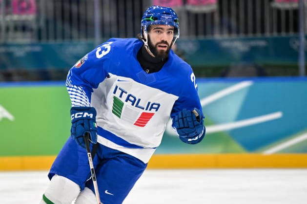 17 02 2026, Milano, Rho Ice hockey, Eishockey Arena, Winter Olympics: Switzerland - Italy (Ice Hockey), Giovanni Morini of Italy Milano Rho Ice Hockey Arena Lombardy Italy *** 17 02 2026, Milano, Rho Ice Hockey Arena, Winter Olympics Switzerland Italy Ice Hockey , Giovanni Morini of Italy Milano Rho Ice Hockey Arena Lombardy Italy Copyright: xJustPictures.ch AndreaxBrancax jp-en-AnBr-AB-AAB_983717022026