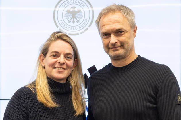 Kaderbekanntgabe Frauen-Nationalmannschaft Links DFB-Sportdirektorin Nia Künzer, rechts Bundestrainer Christian Wück. Pressekonferenz zur Bekanntgabe des Kaders der Frauen-Nationalmannschaft für die Länderspiele gegen Slowenien und Norwegen. 17. Februar 2026 auf dem DFB-Campus in Frankfurt am Main., Frankfurt am Main Hessen Deutschland DFB-Campus