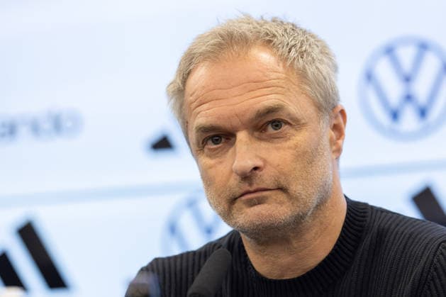 Kaderbekanntgabe Frauen-Nationalmannschaft Bundestrainer Christian Wück spricht während der Pressekonferenz. Pressekonferenz zur Bekanntgabe des Kaders der Frauen-Nationalmannschaft für die Länderspiele gegen Slowenien und Norwegen. 17. Februar 2026 auf dem DFB-Campus in Frankfurt am Main., Frankfurt am Main Hessen Deutschland DFB-Campus