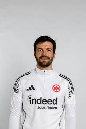 Fußball, Fussball, GER, Eintracht Frankfurt 2025 2026 Porträttermin Lorenzo Dolcetti Eintracht Frankfurt) Fußball, Fussball, GER, Eintracht Frankfurt 2025 2026 Porträttermin Porträt Vorstellung xptt