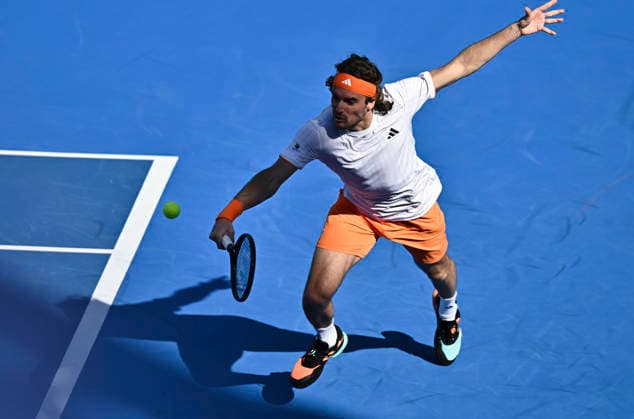 ATP, Tennis Herren QATAR EXXONMOBIL OPEN-ROUND OF 32 Stefanos Tsitsipas of Greece competes against Moez Echargui of Tunisia in the Round of 32 at the ATP men s Qatar ExxonMobil Open 2026 tennis tournament at the Khalifa International Tennis Complex in Doha, Qatar, on February 17, 2026. DOHA Qatar Copyright: xNOUSHADx